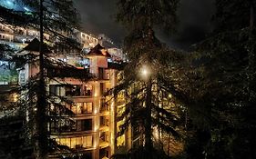 Royale Retreat Hotel & Spa Near Mall Road